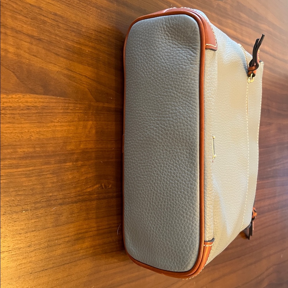 Dooney & Bourke Light Gray/Taupe Pebble Leather Crossbody Bag with Tan Trim - Picture 5 of 10